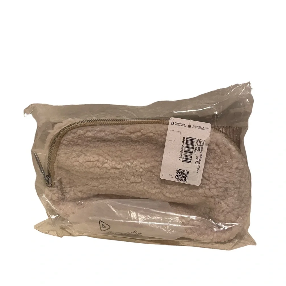 NWT Lululemon Fleece Everywhere Belt Bag White Ivory